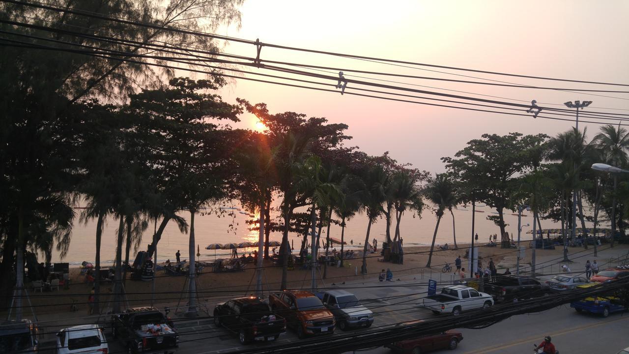 Jomtien Boathouse Hotel Pattaya Ngoại thất bức ảnh