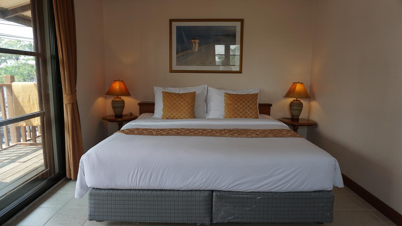Jomtien Boathouse Hotel Pattaya Ngoại thất bức ảnh