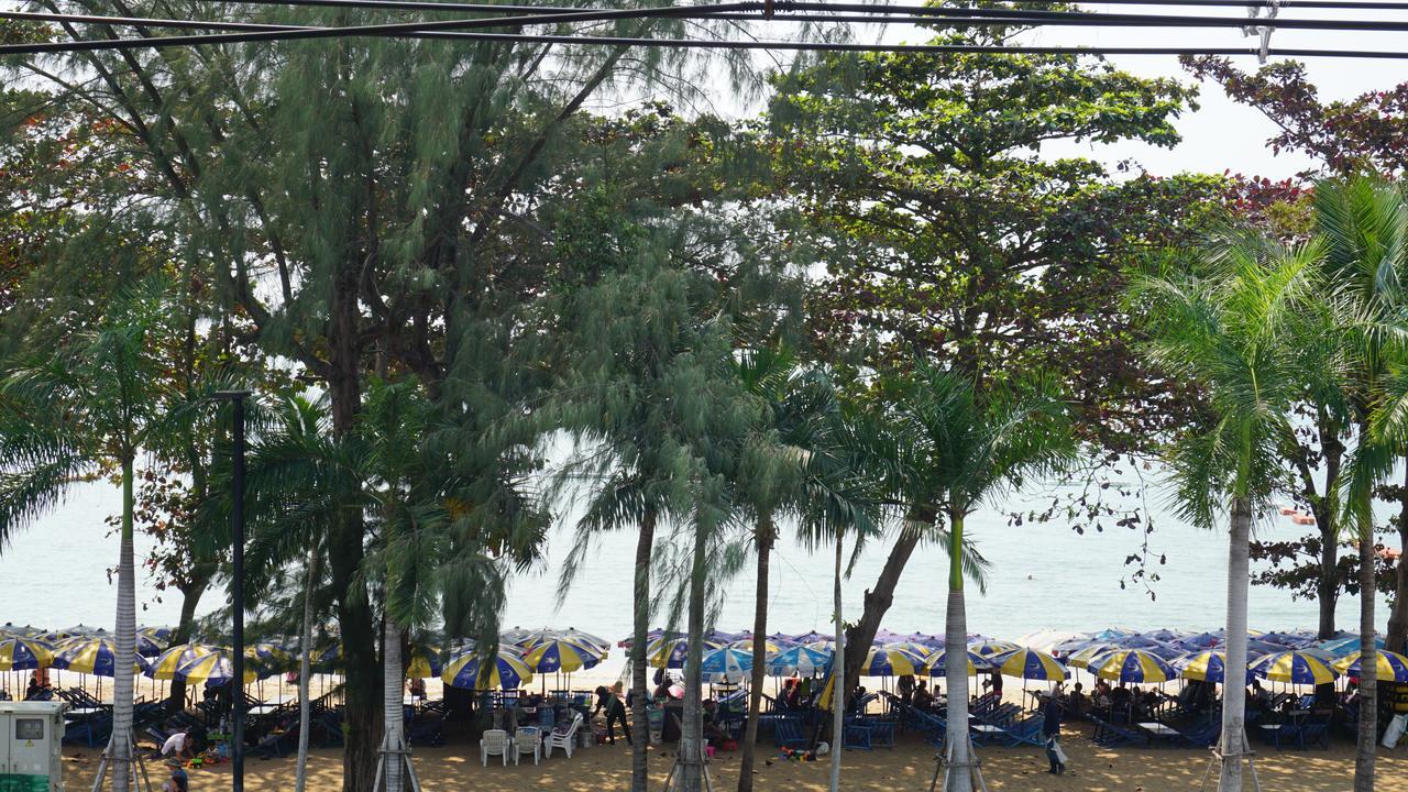 Jomtien Boathouse Hotel Pattaya Ngoại thất bức ảnh