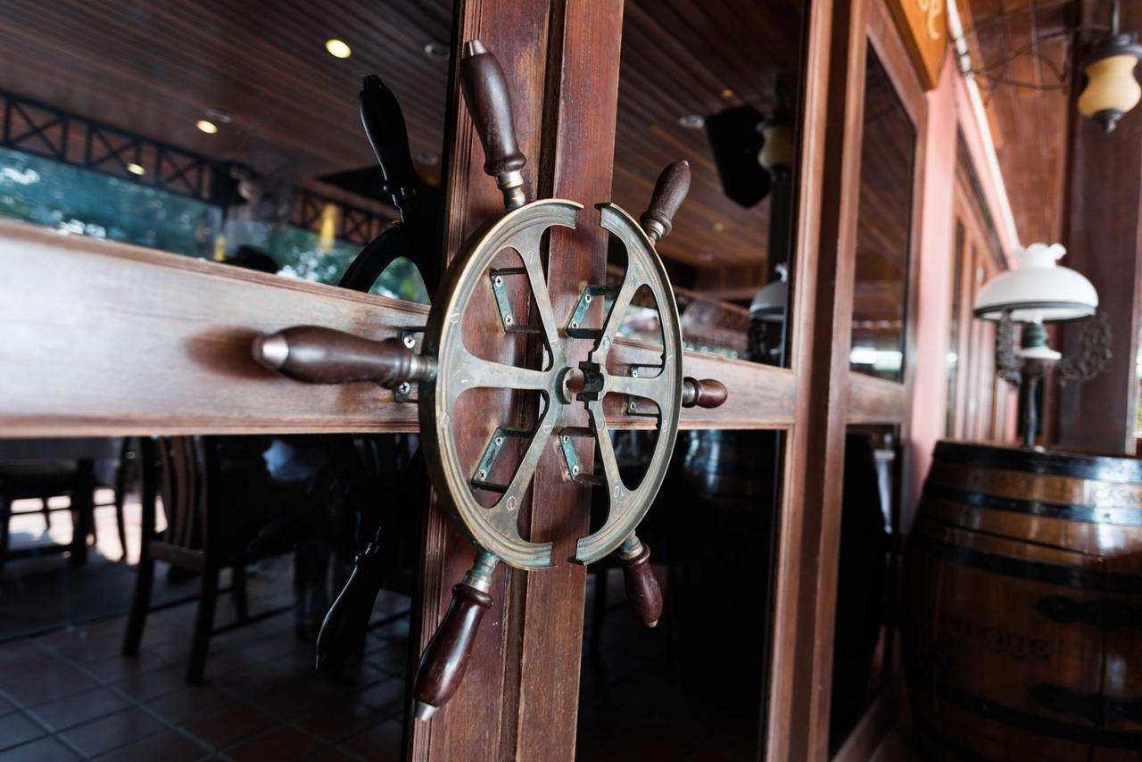 Jomtien Boathouse Hotel Pattaya Ngoại thất bức ảnh